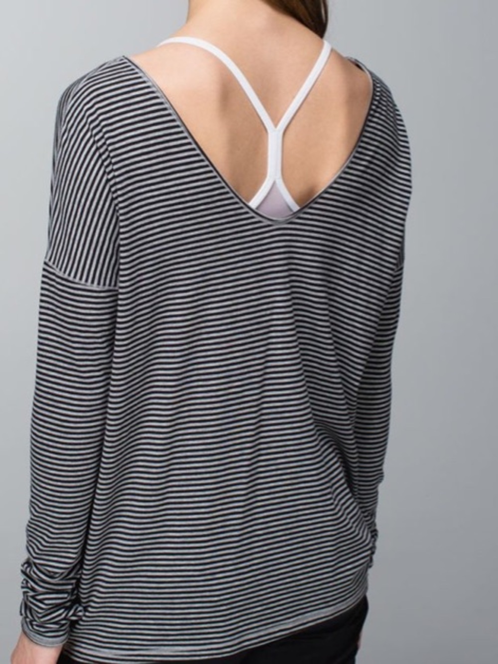 Lululemon Women’s Flip Your Dog Long Sleeve Tunic Top